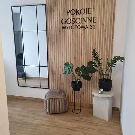 Pokoje Gościnne Wylotowa 32-2